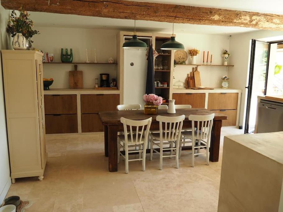 Charmante Grange Aux Monts D'Or Collonges-au-Mont-dʼOr Eksteriør billede